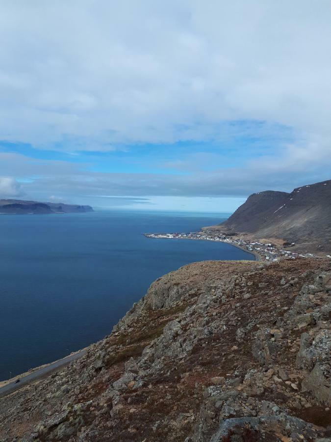 Sigtun 4 Apartment Patreksfjordur Exterior photo